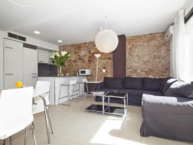 Inside Sants * Barcellona